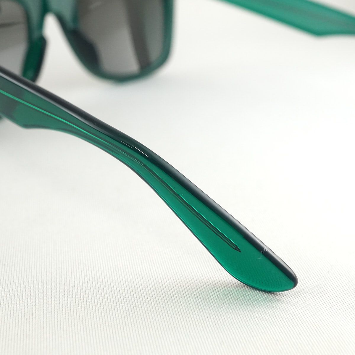 サングラス RayBan WAYFARER RB2140-F USED品 6615/B1 グリーン レイバン ウェイファーラー アイウェア ケース付 中古 X7421 サングラス RayBan WAYFARER RB2140-F USED品 6615/B1 グリーン