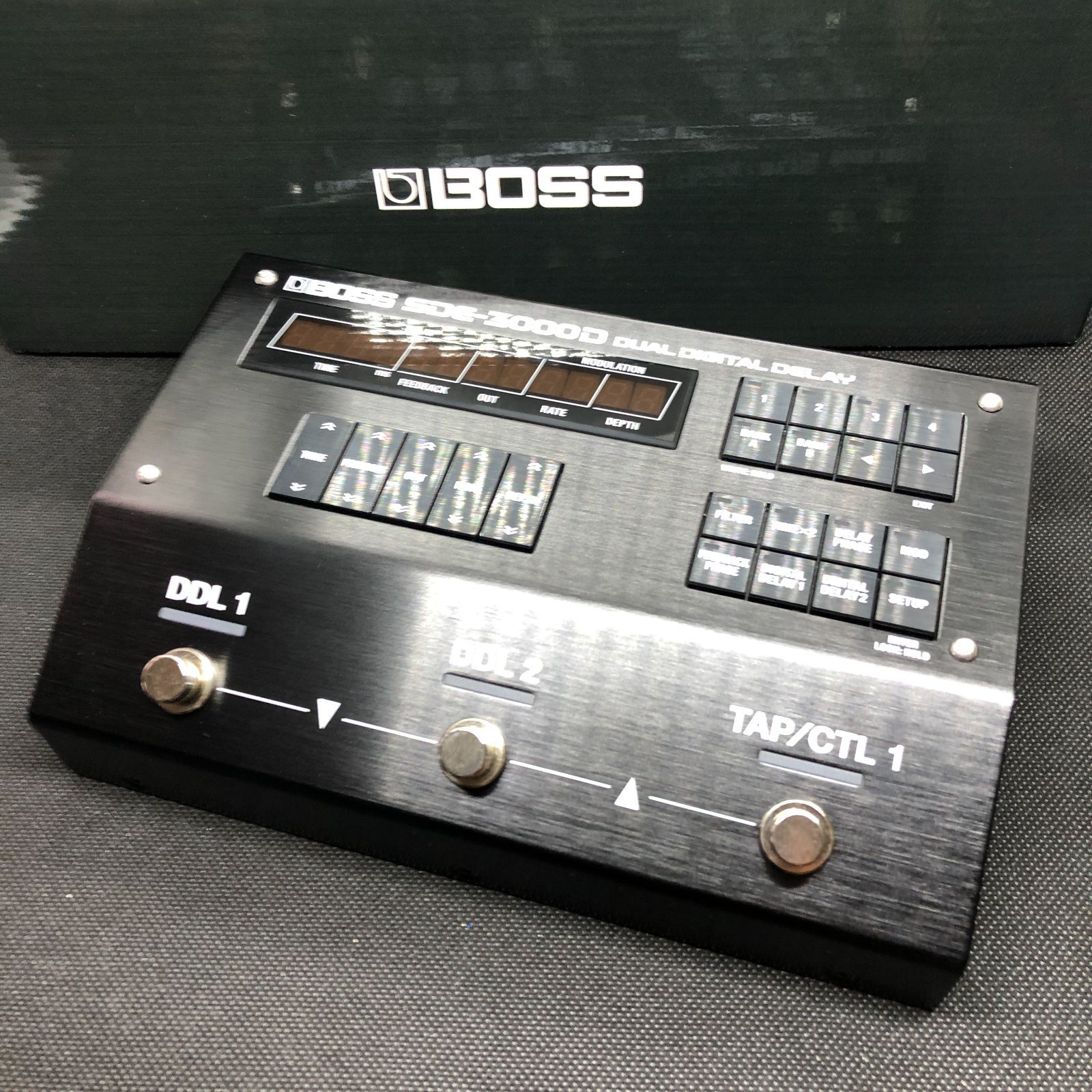 BOSS SDE-3000D DUAL DIGITAL DELAY f146