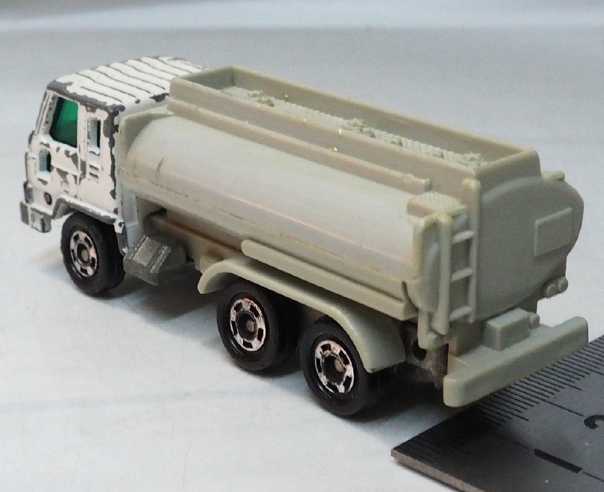 タンカー　ESSO　ミニカー　昭和レトロ 昭和おまけ ダンプカーとレーシングカーのミニカーセット - メルカリ
