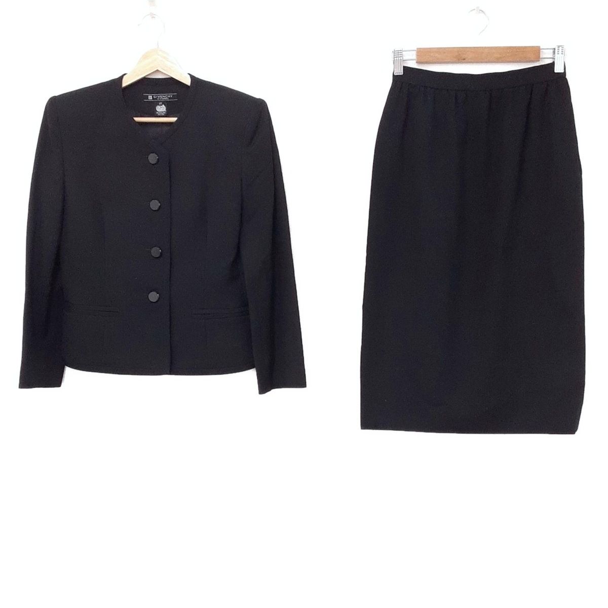 GIVENCHY ジバンシー スカートスーツ レディース - 黒 肩パッド