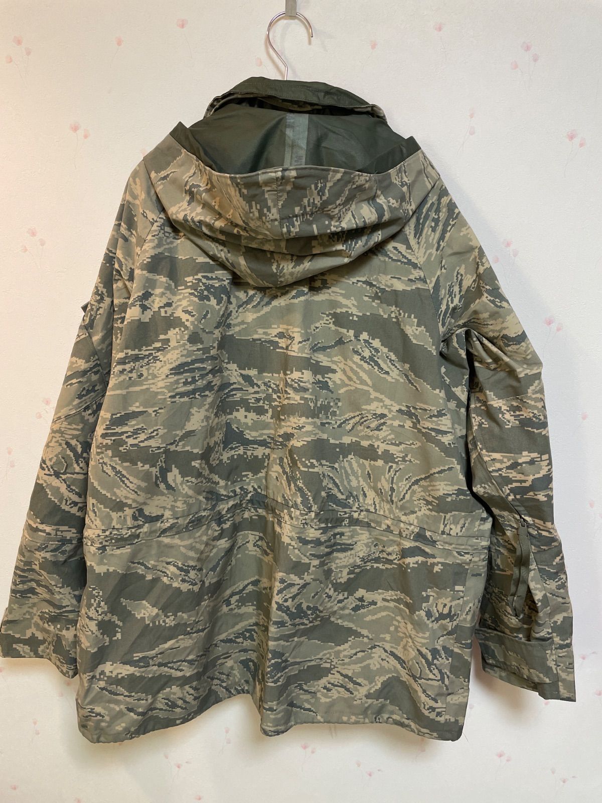 米軍実物 USAF APECS パーカー デジタルタイガーストライプ Medium Regular 2008年製 Propper製