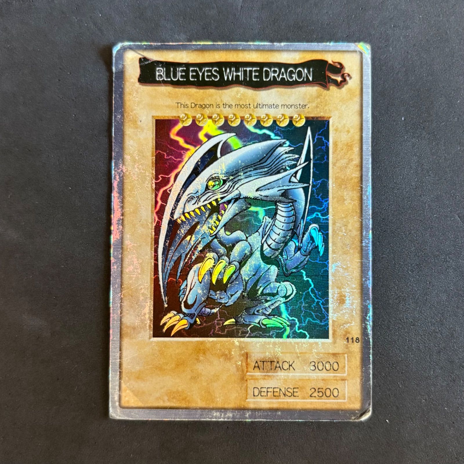 遊戯王　バンダイ版　英語版　青眼の白竜　美品 遊戯王 バンダイ版 ブルーアイズホワイトドラゴン 青眼の白竜