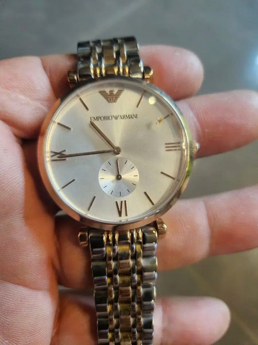EMPORIO ARMANI エンポリオアルマーニ ARMANI アルマーニ メタル 時計 ゴールド|シルバー