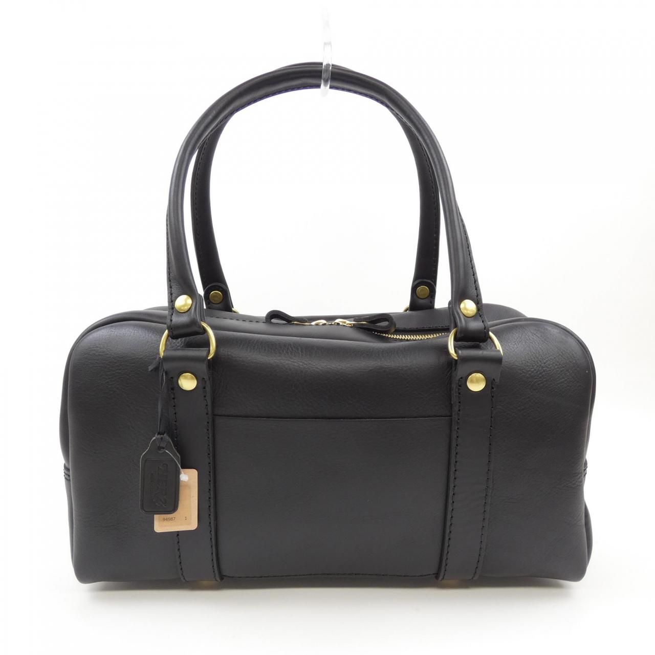 HERZ（ヘルツ） チェストバッグ 身体の前に掛けて使える本革のチェストバッグ / 革鞄のHERZ(ヘルツ