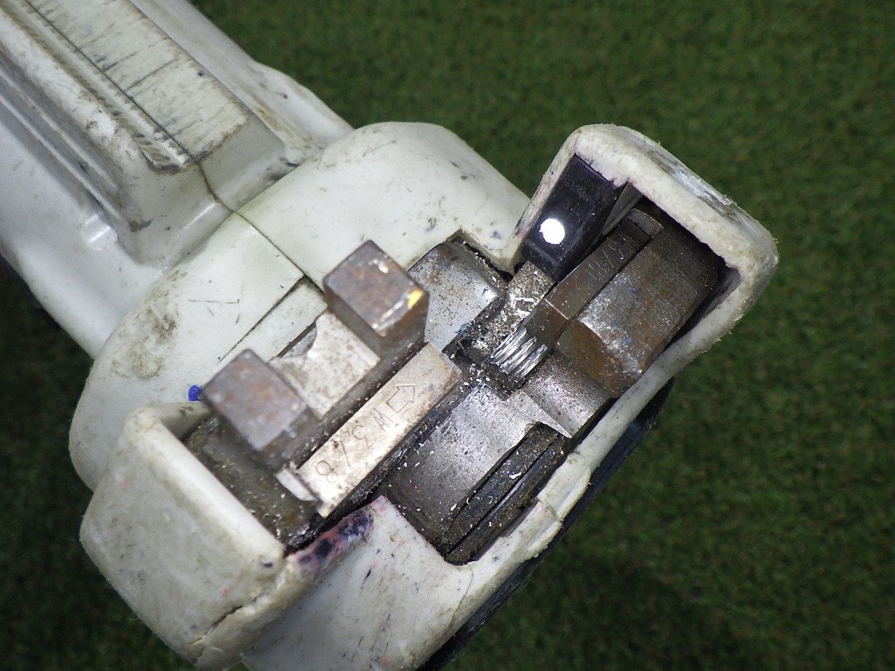  パナソニック EZ 4540 全ねじカッター 電動工具 切断機 14.4 V 充電式 簡易的 品 241102 その他 切断工具 切断機