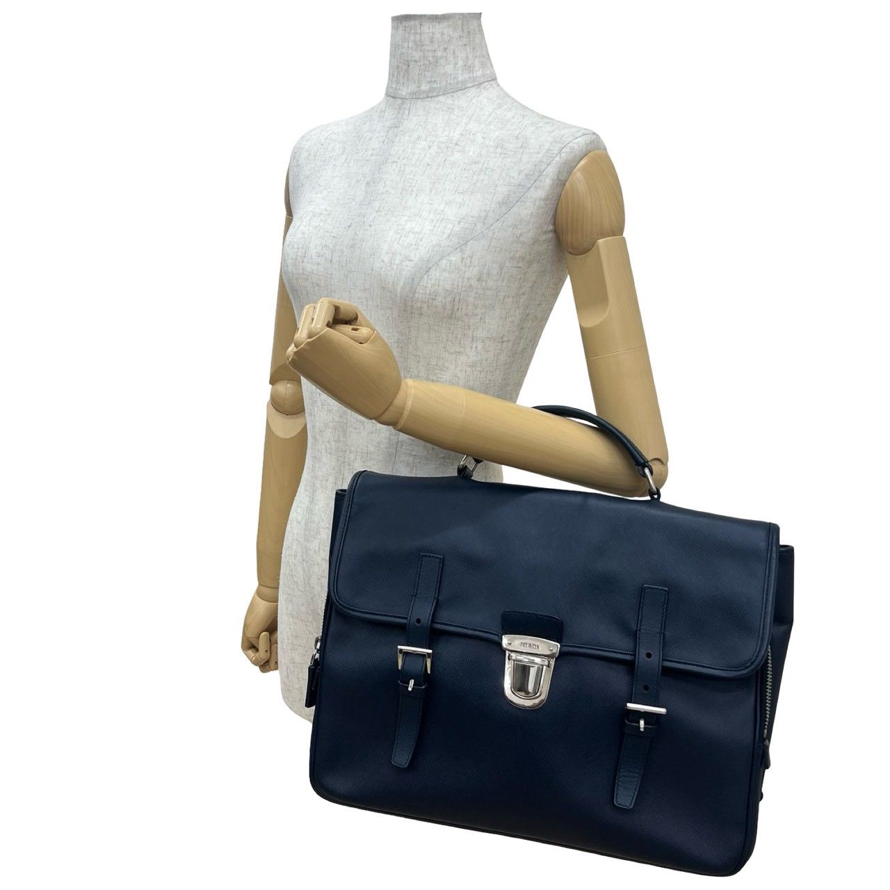 極 美品 希少品 PRADA プラダ 三角ロゴ 金具 サフィアーノレザー