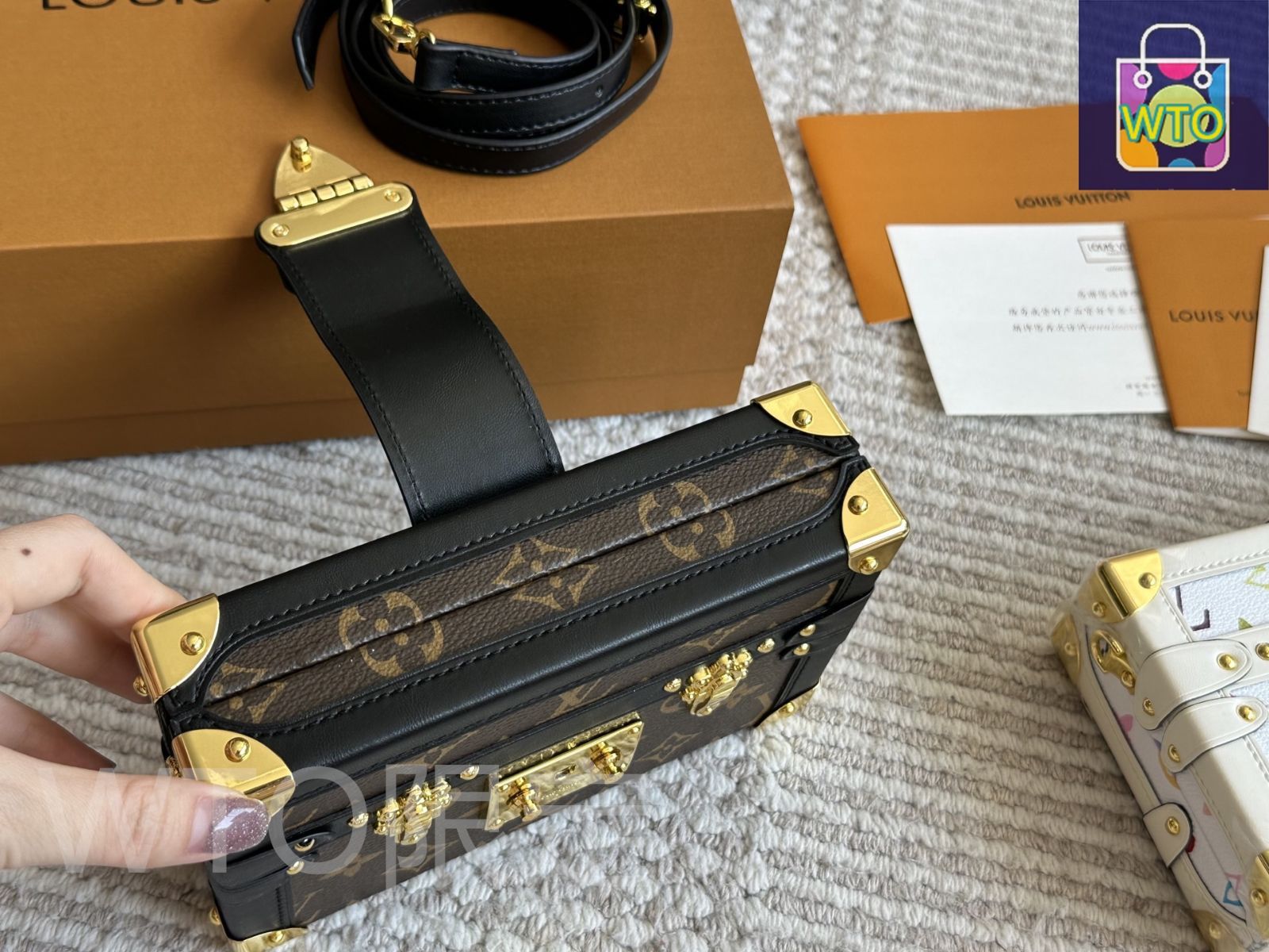 LOUIS VUITTON 収納ボックス付き LOUIS VUITTON】貴重品 収納ボックス コフレ トレゾール 24
