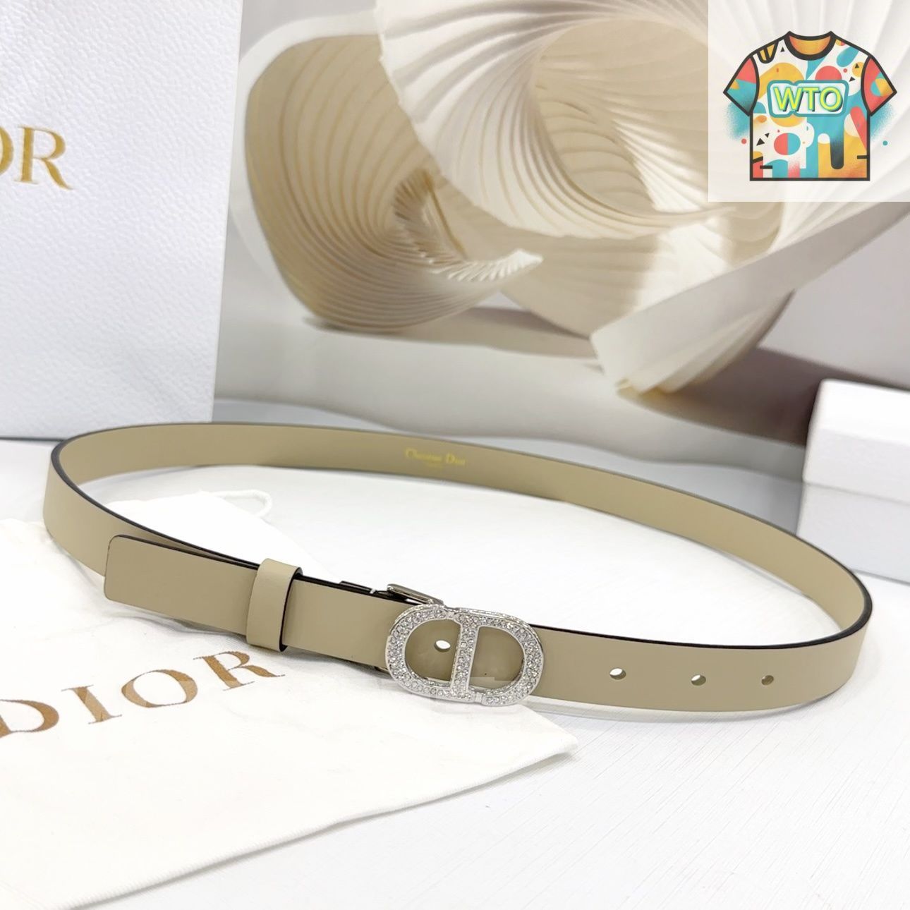 パールがエレガント♡【 Dior 】ベルト Dior ディオール エレガント ファッションベルト07-3 - メルカリ