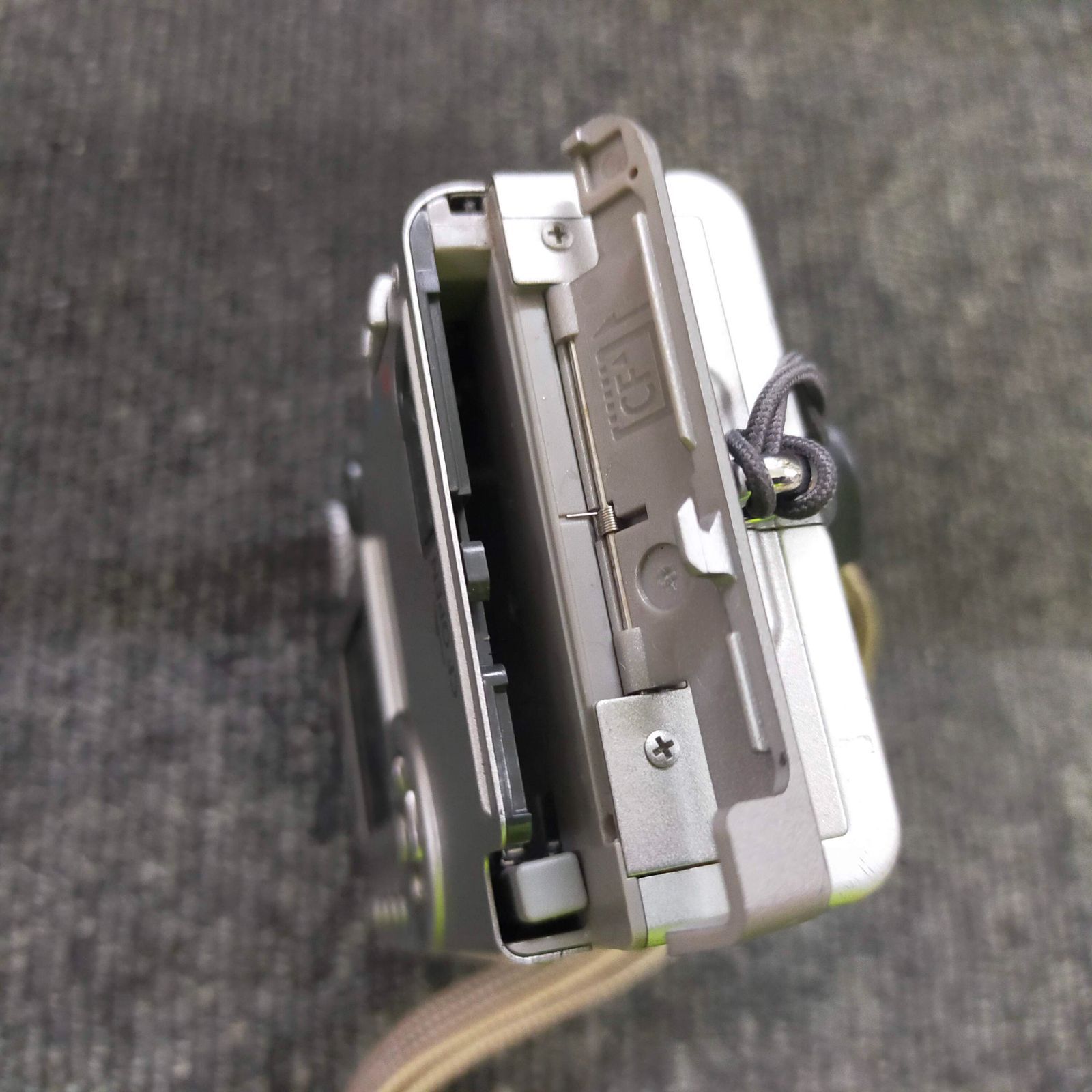 Canon IXY PC1038 コンパクトデジタルカメラ 付属品あり Canon IXY DIGITAL コンパクトデジタルカメラ 400万画素 PC1038 E18