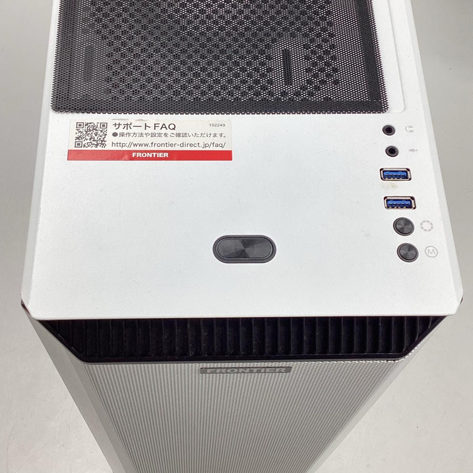 リオネル・メッシ（FCバルセロナ）サイン入りキャプテンマーク（アーム