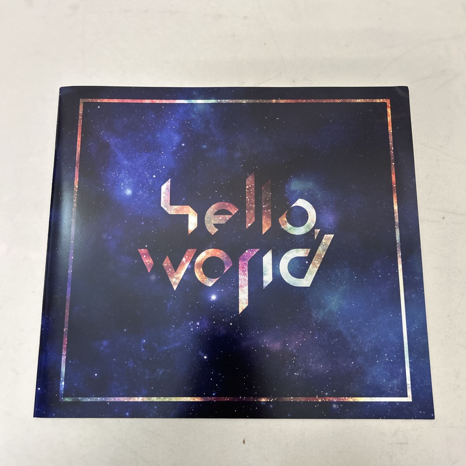 【未開封】キズナアイ 1st Album hello world Kizuna AI 1st Album “hello, world”