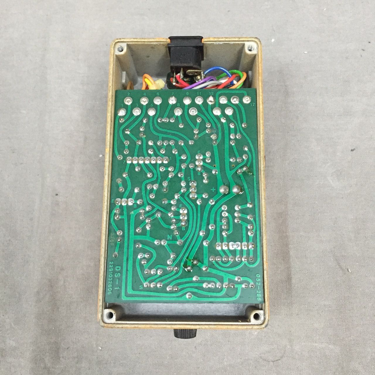 ビンテージ BOSS Distortion DS-1 1983年製 ビンテージ BOSS Distortion DS-1 1983年製 BOSS DS-1