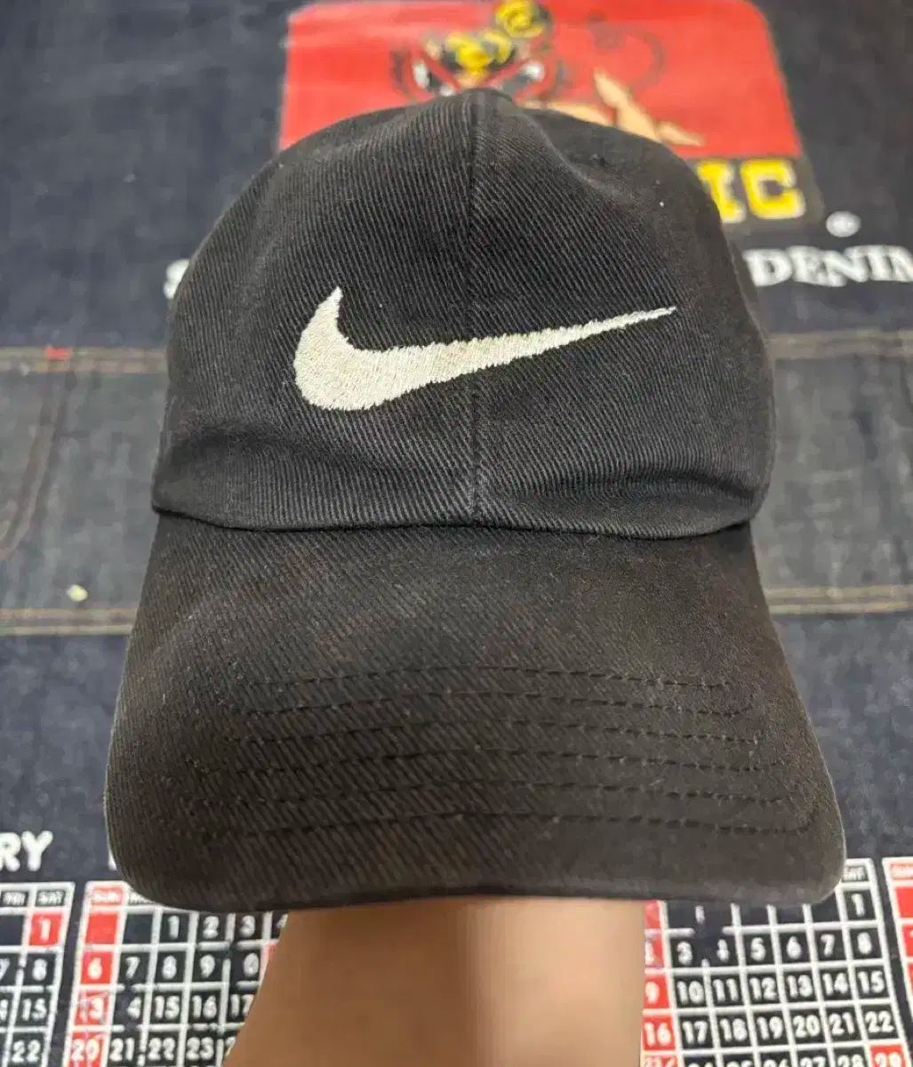 90s ヴィンテージ NIKE ナイキ ビッグ スウッシュ ボールキャップ
