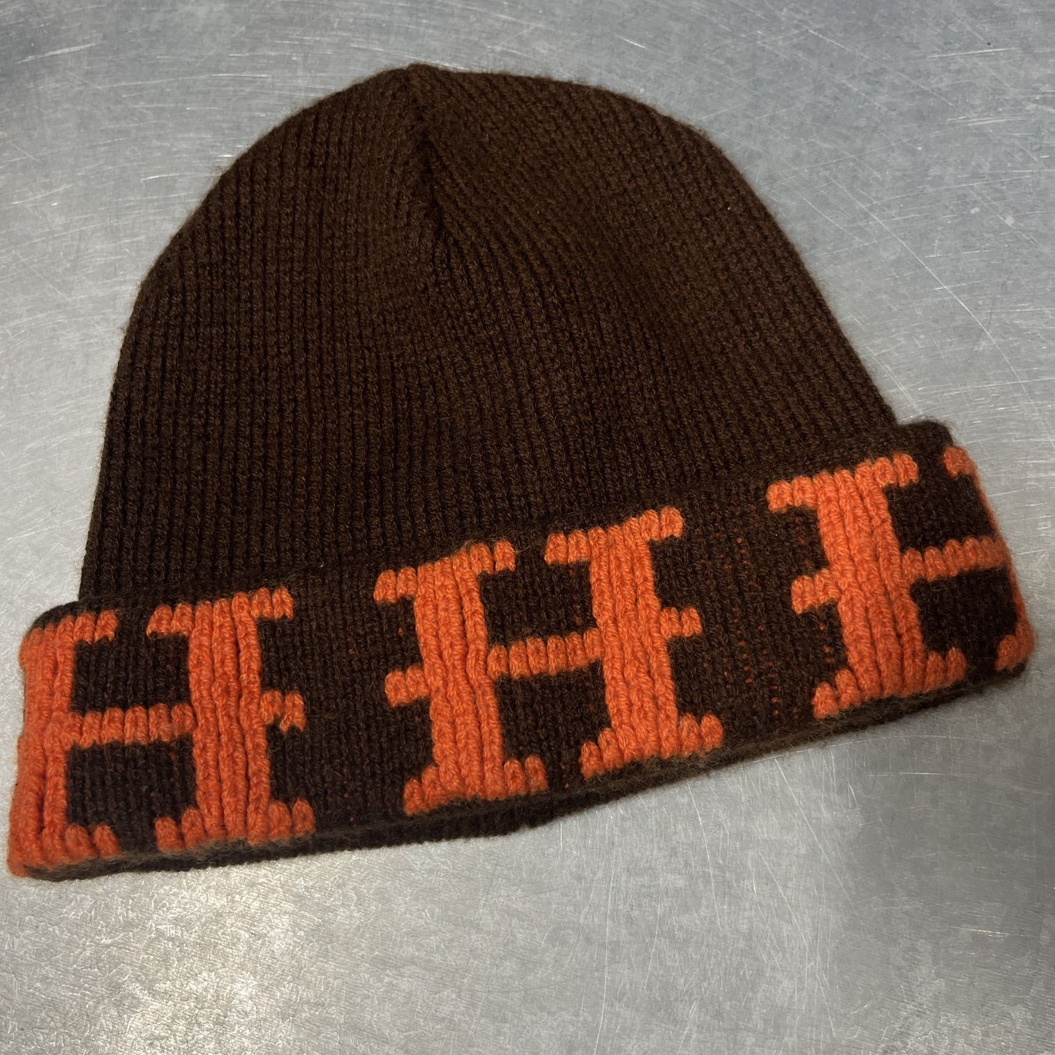 GQ3910 HERMES PARIS マルジェラ期 カシミヤ ニット帽 ブラウン オレンジ系 Hロゴ エルメス ビーニー