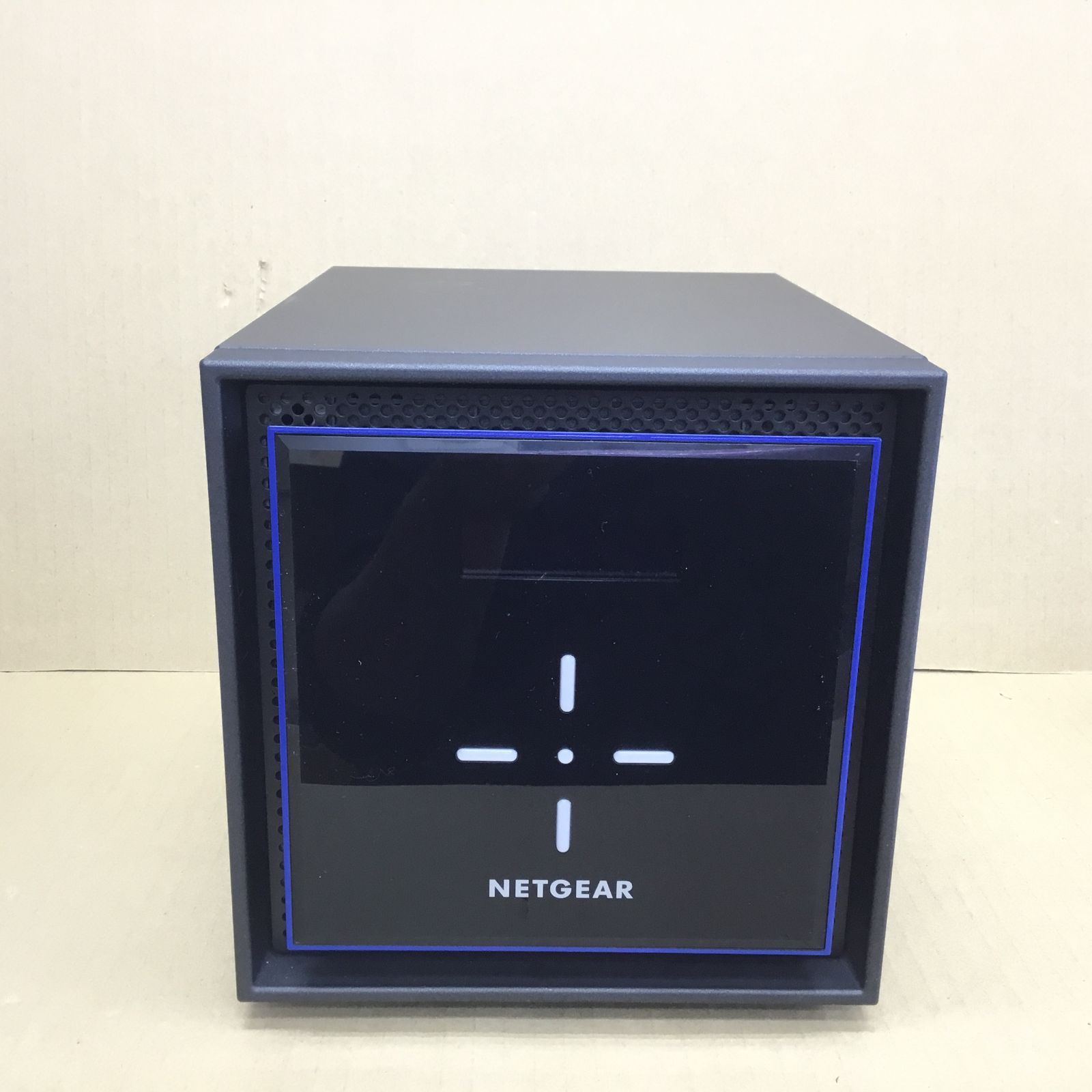 動作確認済み・システム消去済み ＮＥＴＧＥＡＲ NAS RN42400 16000GB(4000GB×4) LANケーブル 動作確認済み・システム消去済み NETGEAR NAS RN42400