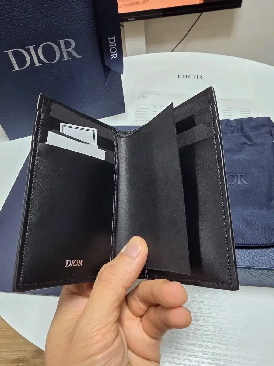 ディオール バーティカル 2段 カードウォレット ブラック