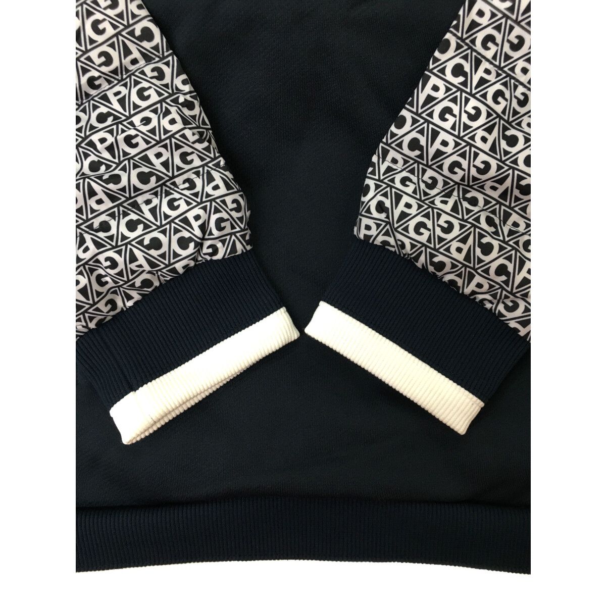 CPG GOLF シーピージー　中綿　ダウンジャケット　メンズ　ロゴ　M CPG GOLF シーピージー 中綿 ダウンジャケット メンズ ロゴ M