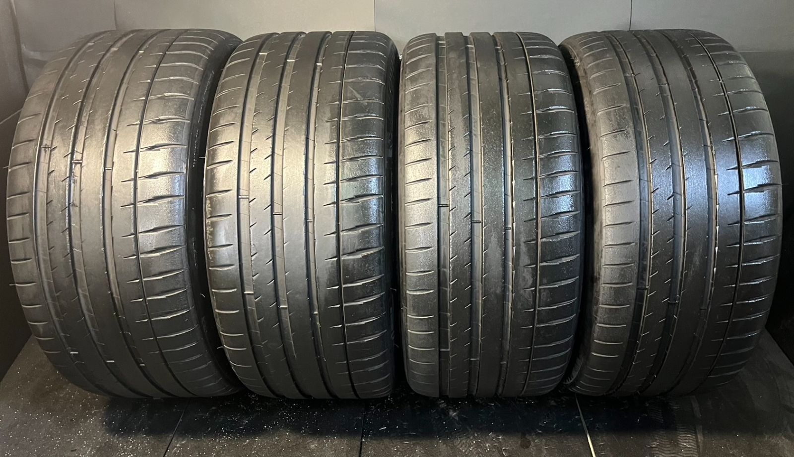 2017年製 約8.5～9分山 ミシュラン MICHELIN パイロットスポーツ PILOT SPORT 4S 255 35R19 4本 h_306