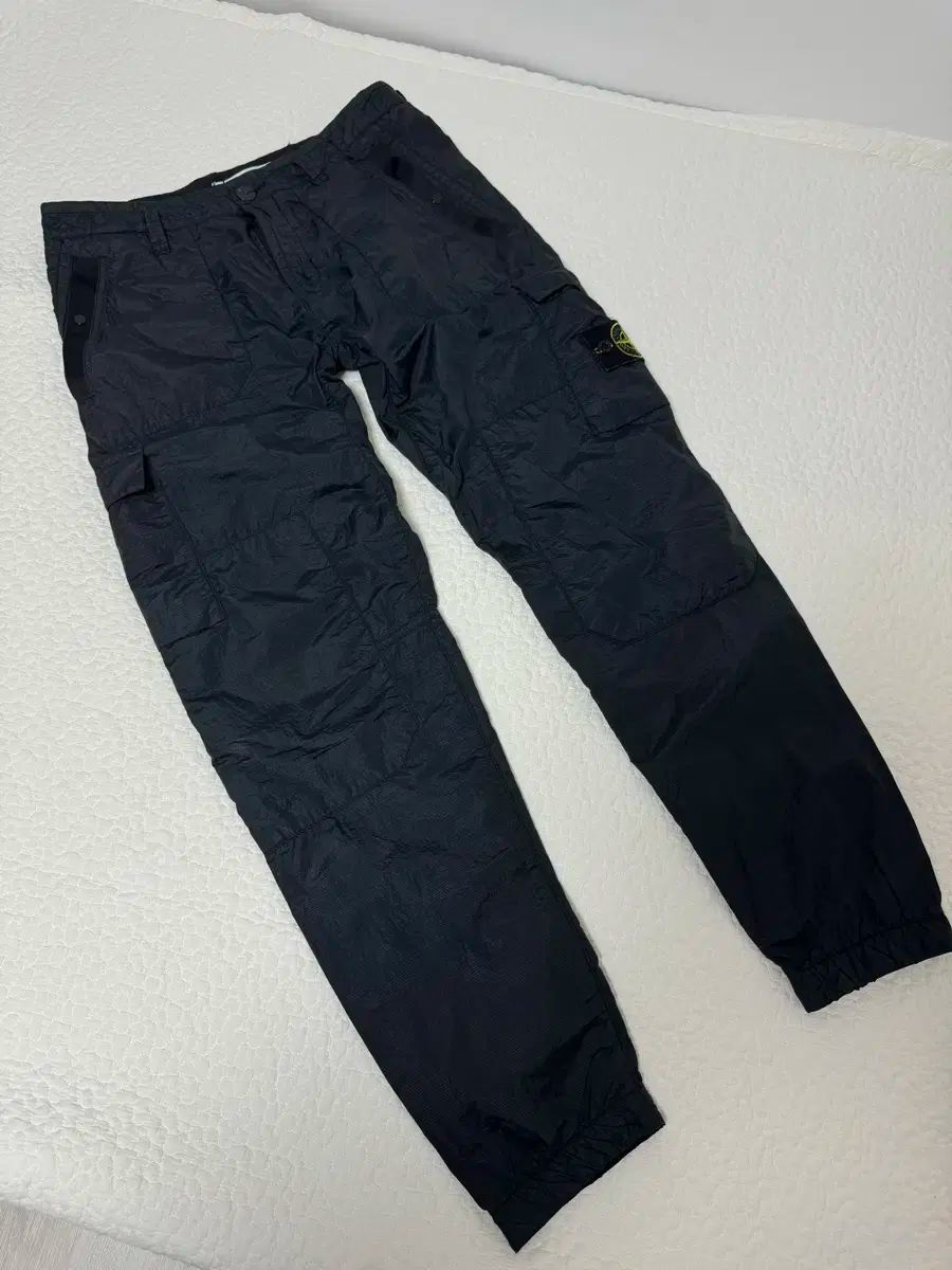 STONE ISLAND ストーンアイランド シアサッカー パンツ 31