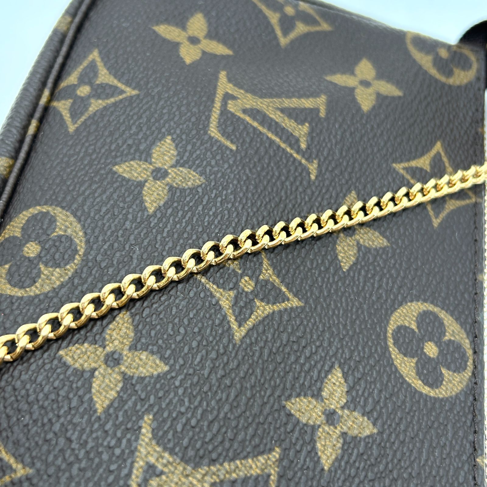 未使用✨Louis Vuitton モノグラム レザーポーチ　アクセサリーポーチ ルイヴィトン アクセサリーポーチ モノグラム バイセル公式】ルイ