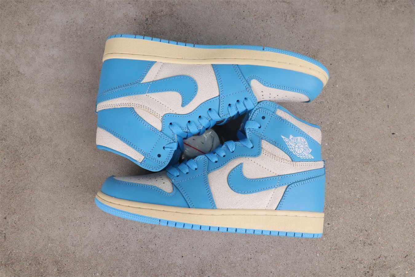 今日特価】エアジョーダン Air Jordan AJ1 ノースカロライナ
