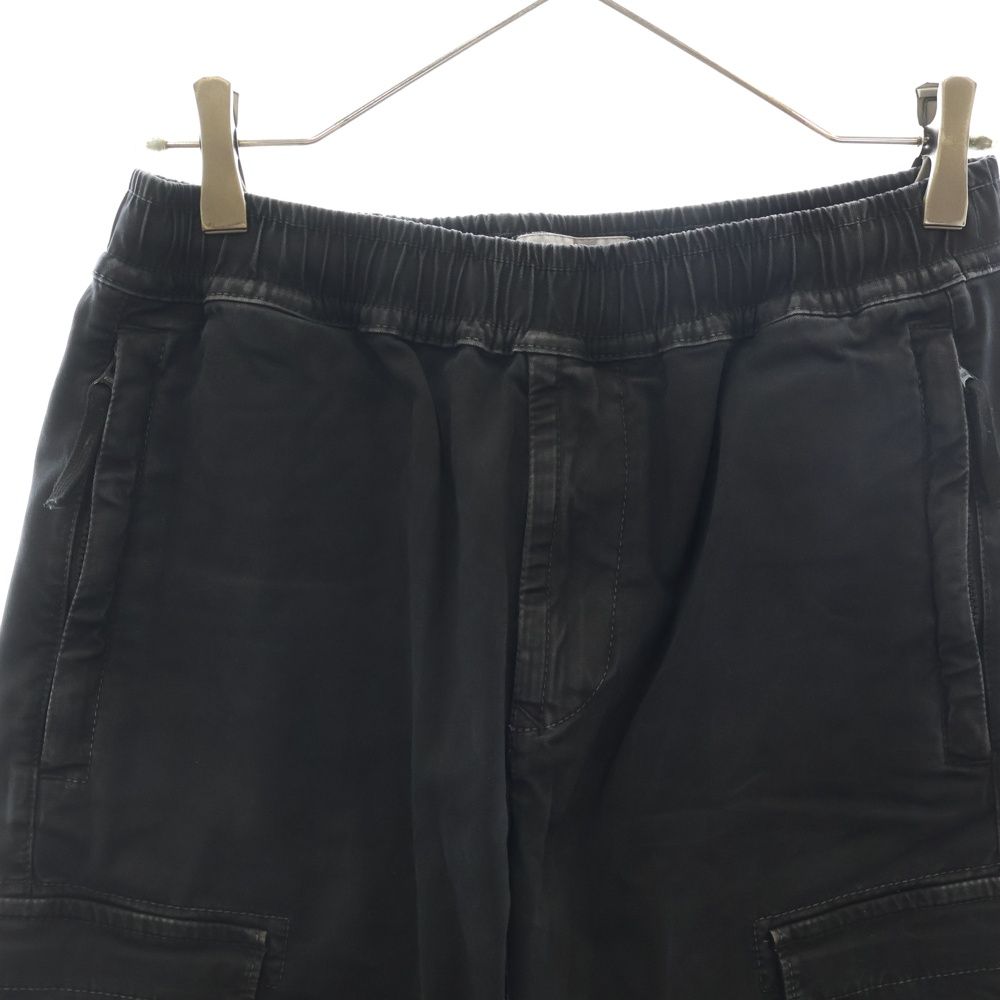 STONE ISLAND (ストーンアイランド) Cargo Pants ロゴワッペン STONE ISLAND (ストーンアイランド) Cargo Pants ロゴワッペン