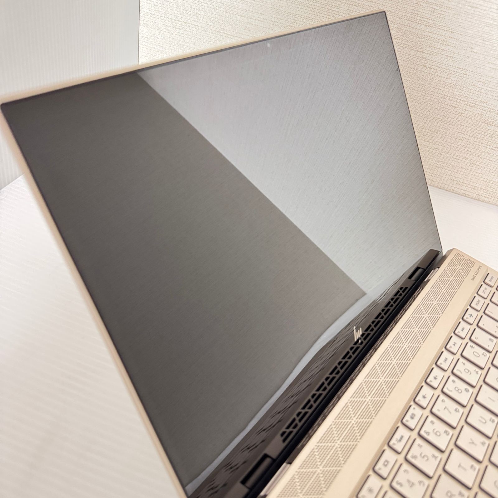 タッチパネル対応ノートPC ENVY