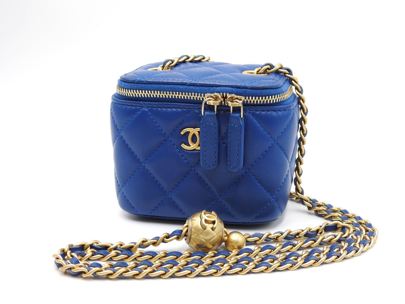 シャネル パールチェーン スモールバニティーバッグ ブルー CHANEL／シャネル／キャビアスキン／スモールバニティ／ブルー