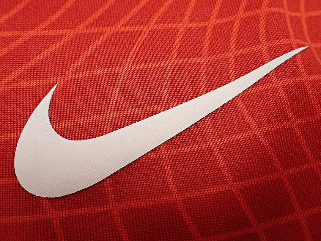 NIKE ナイキ メンズ 半袖機能Tシャツ AR5976 M DRI-FIT レッグ グリッド 中古A- 【送料無料】 A-8234