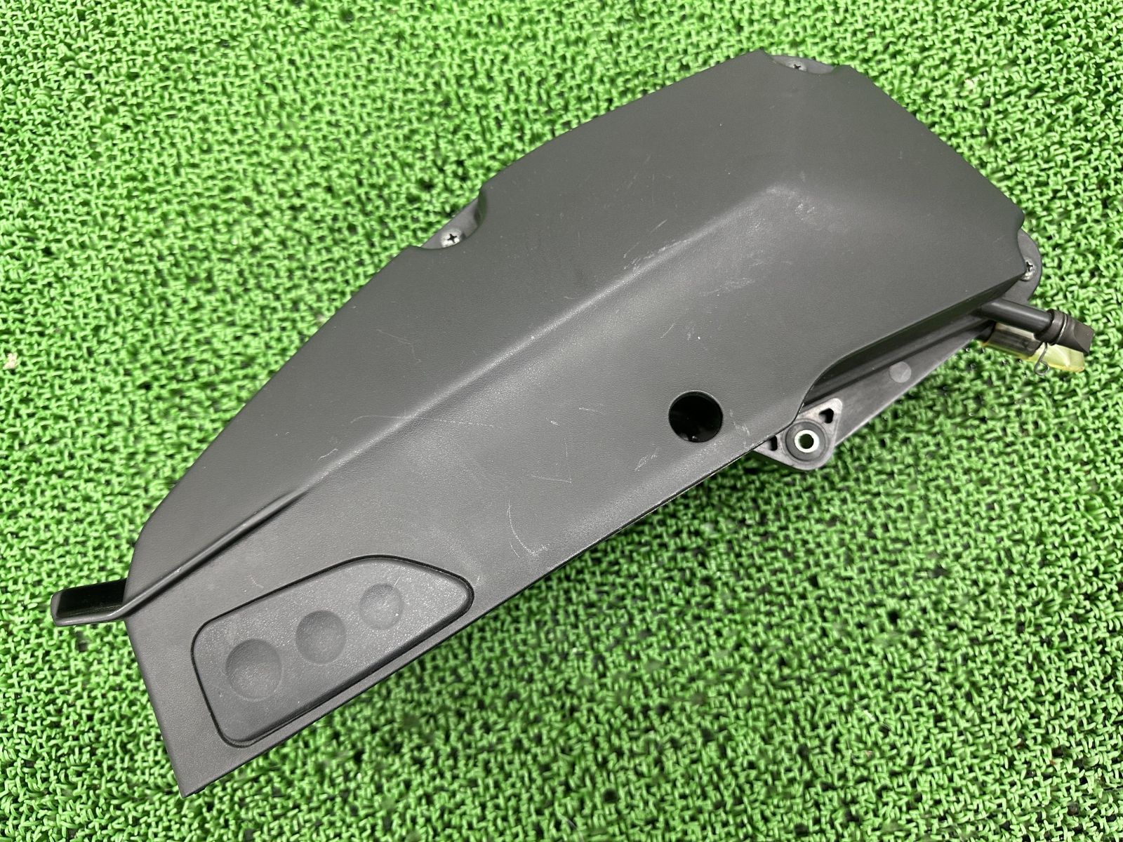マジェスティS エアクリーナーボックス 52S1 ヤマハ 純正 中古 バイク 部品 SG28J SG52J エアフィルター コンディション良好 割れ欠け無し