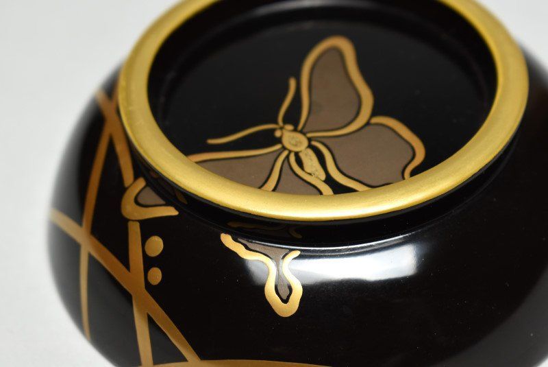 蔵A4909a 木製蒔絵