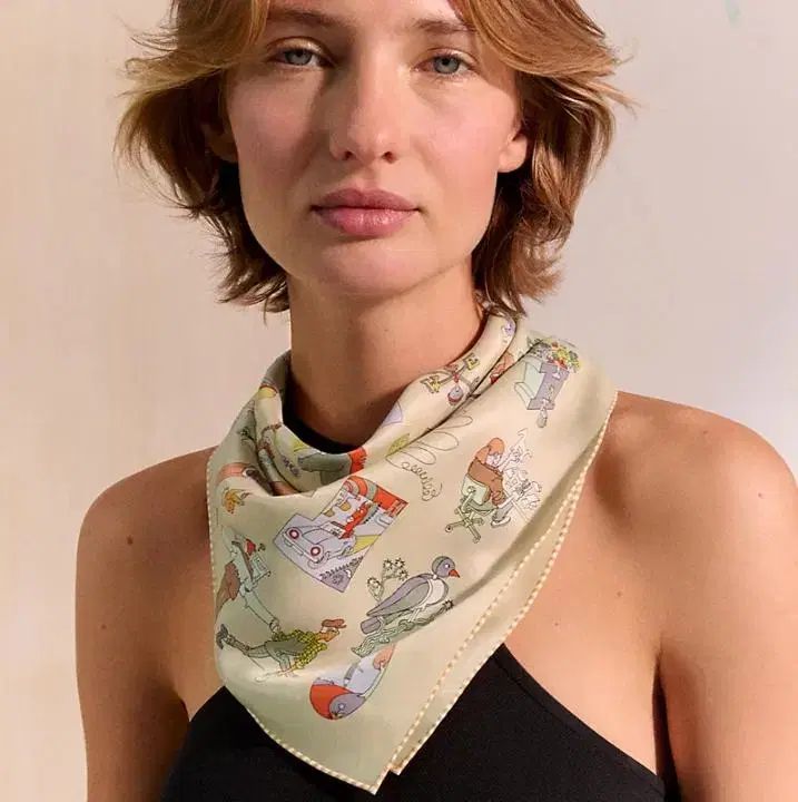 プレゼントに大人気♪ HERMES カレ・リブレ スカーフ 70 HERMES(エルメス) カレ リブレ Carre Libre シルク レディース