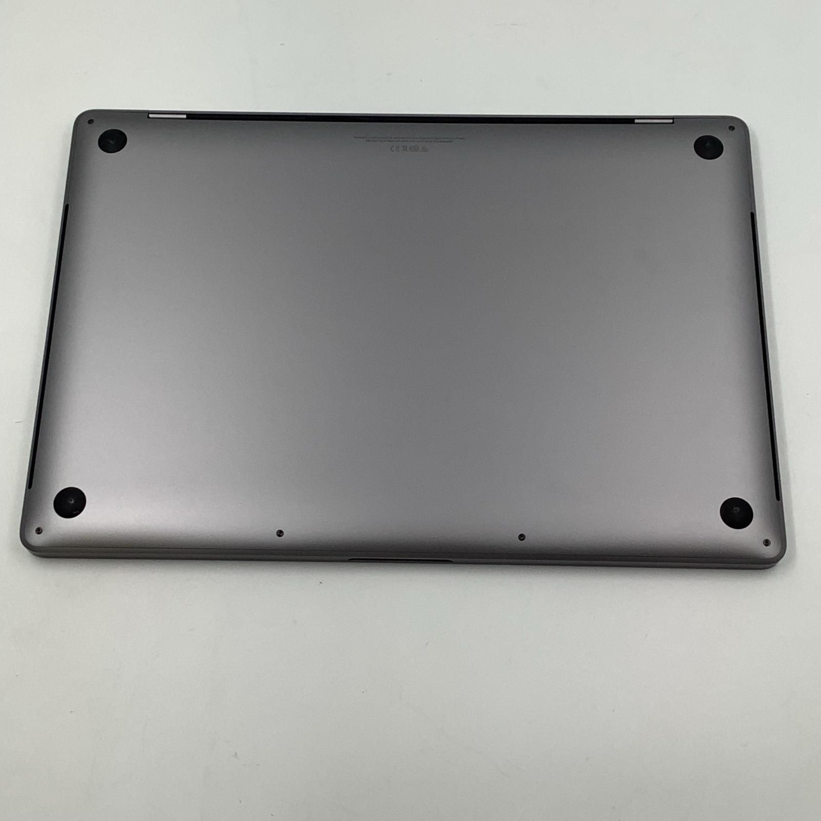 Apple MacBook