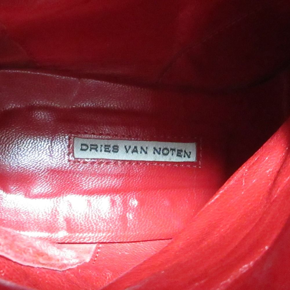 DRIES VAN