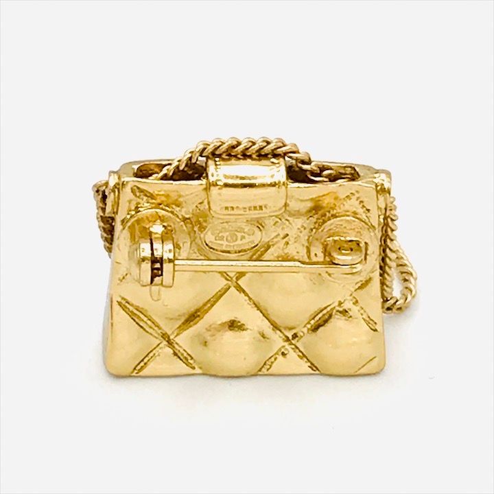 美品 CHANEL シャネル ココマーク マトラッセ バッグ モチーフ W