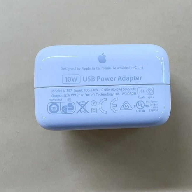 ☆アップルApple 純正 10W USB 急速 充電器 電源アダプタ A1357+ 純正Lightning ケーブル(1m) iPad mini  iPad Air iPhone等 DC5.1V 2.1A急速充電器/iPad本体標準付属品 - メルカリ