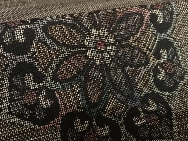 平和屋着物●本場大島紬　泥染め　カタス9マルキ　舞花文　正絹　逸品　AAAW9088zg 平和屋着物○本場大島紬 泥染め カタス9マルキ 舞花文 正絹 逸品