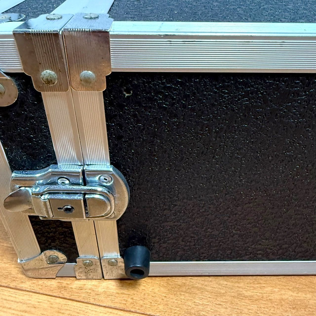 B☆送料無料 4Uラックケース 内寸 38×48×18 cm ネジ付き 外寸 50