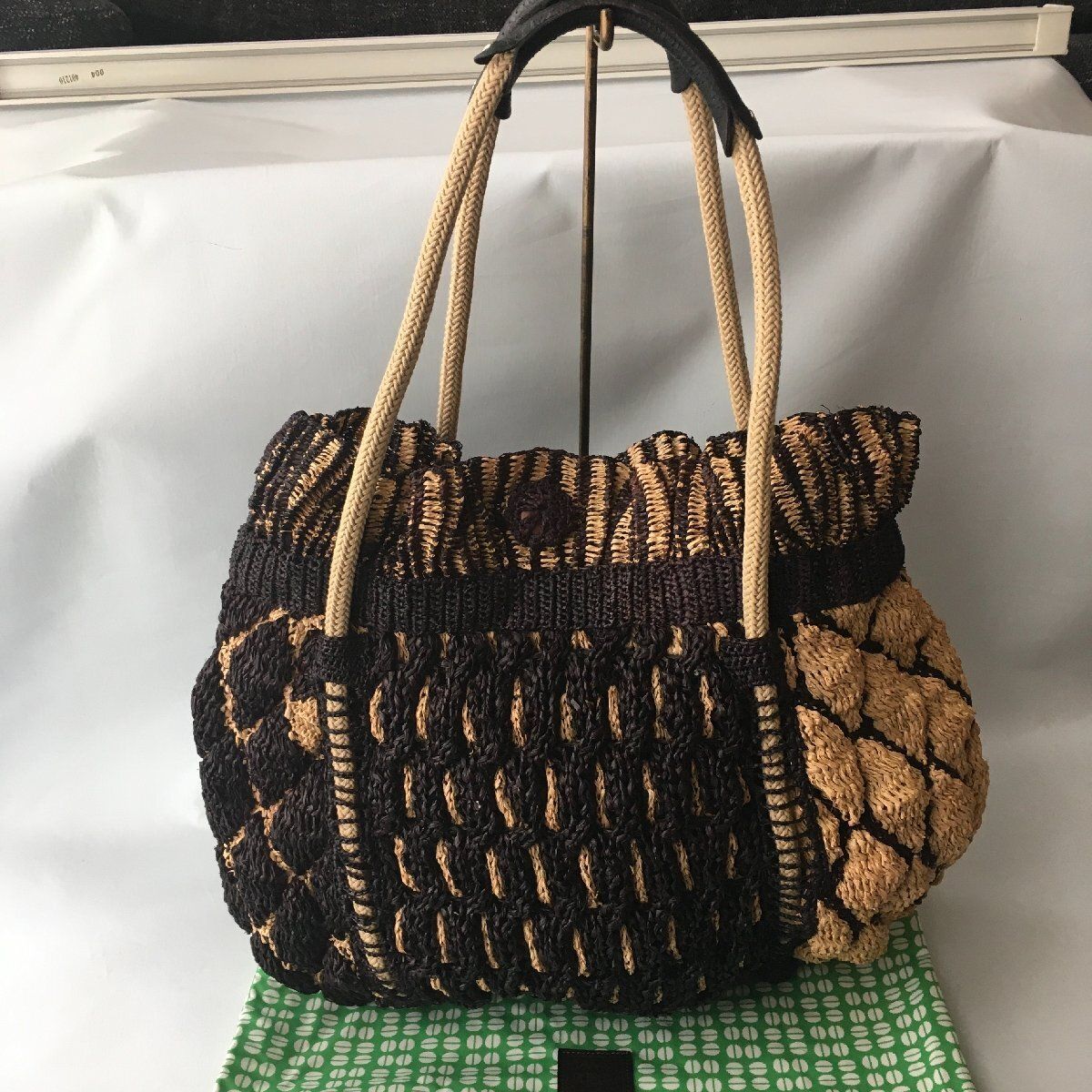 JAMIN PUECH ジャマンピュエッシュ　扇形デザイン かごバッグ JAMIN PUECH ジャマンピュエッシュ 扇形デザイン かごバッグ ジャマン