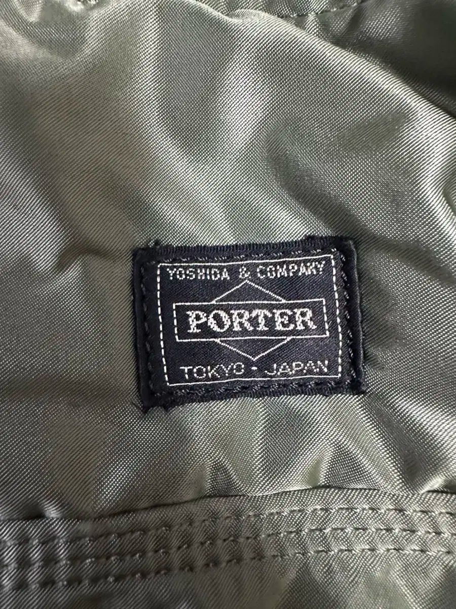 セージグリーン