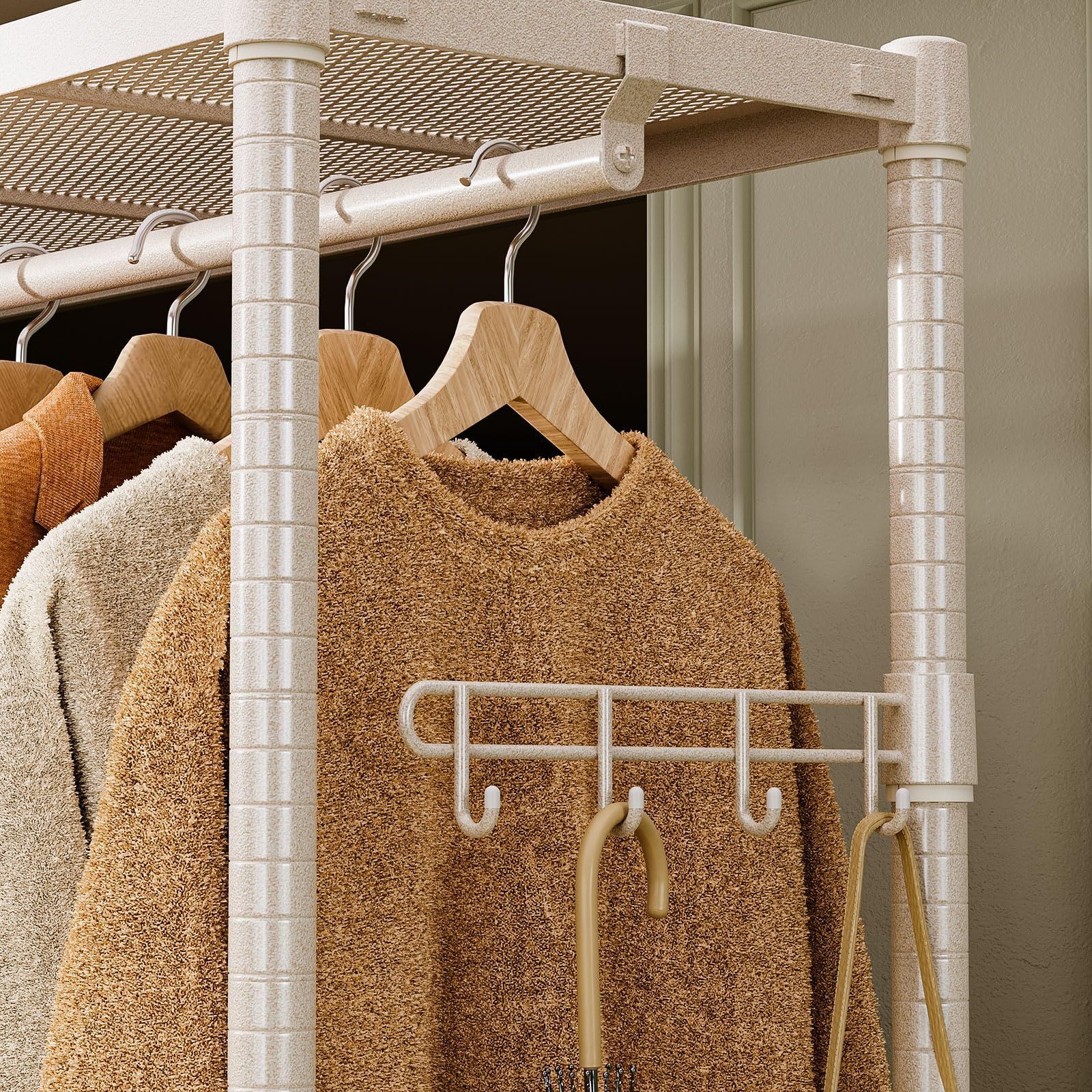 特価商品】IZEUK ハンガーラック キャスター付き3段 パイプ付き  