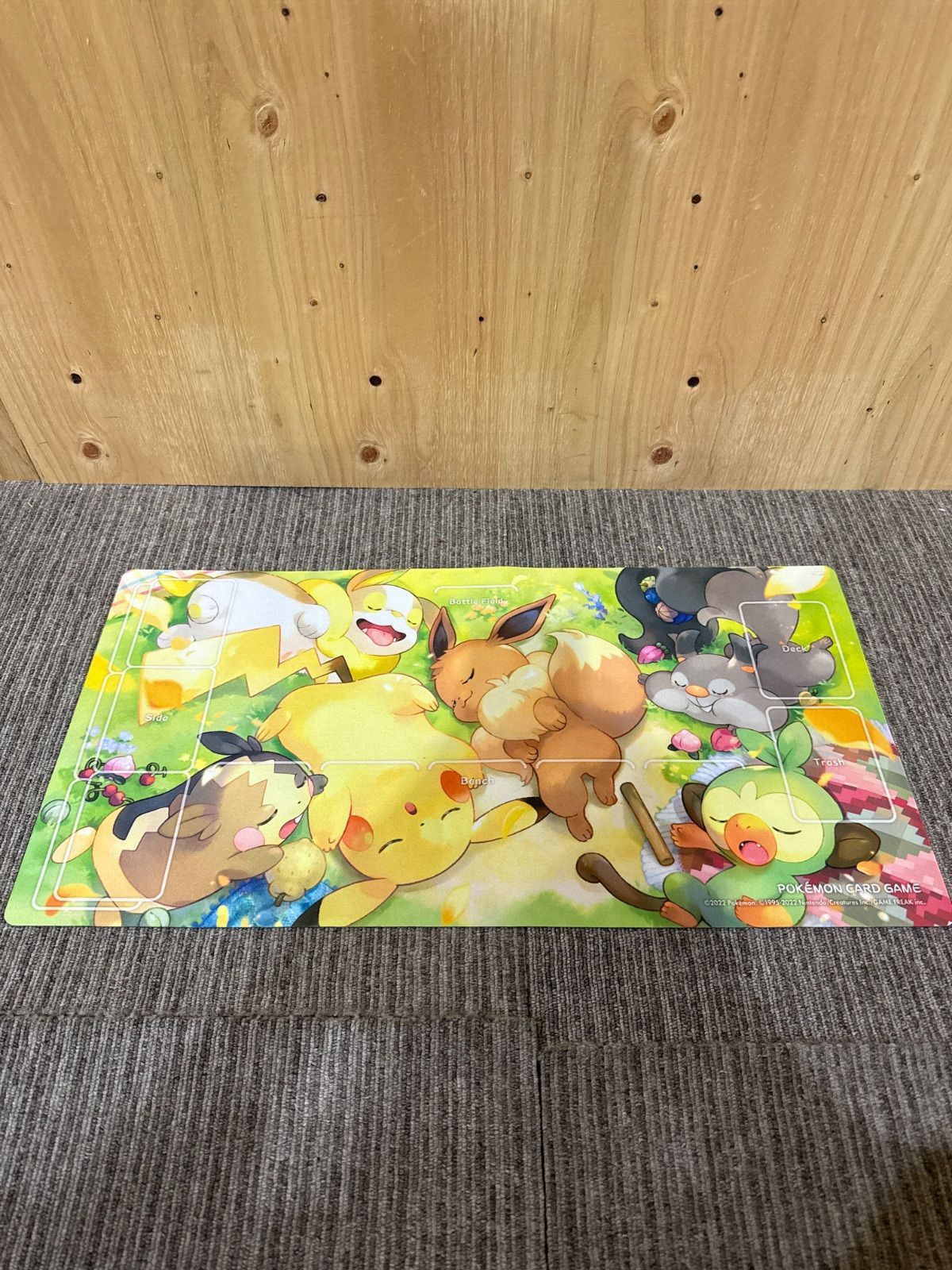 ポケモン - 【ポケモンカード】プレイマット　みんなおつかれさま　yurutto 2点セット 楽天市場】ポケモンセンターオリジナル ポケモンカードゲーム