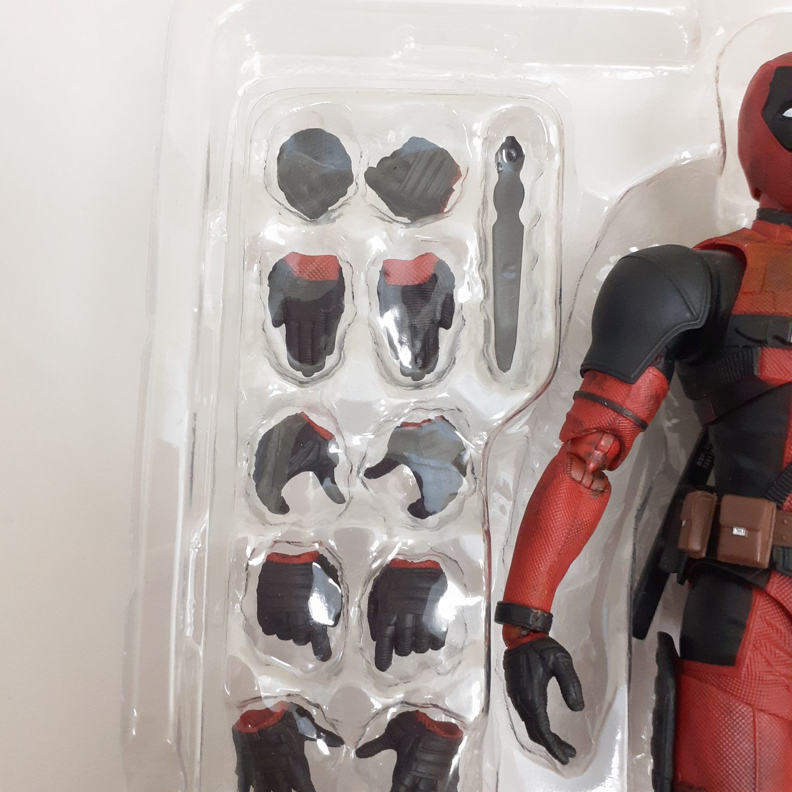 三沢店29-10-0801】S.H.Figuarts フィギュアーツ DEADPOOL 1.0 デッド 