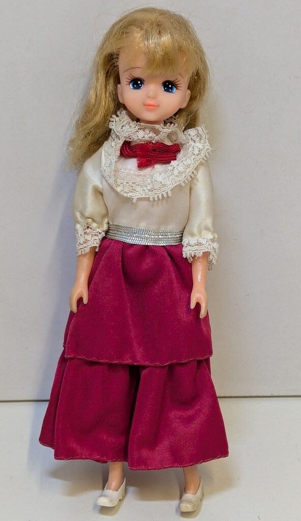 タカラ 2代目リカちゃんフレンド まきまきカールのまゆみちゃん - メルカリ