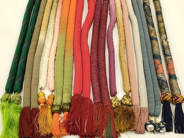 平和屋着物●和装小物 上質な帯締め10本セット 丸ぐけ 暈し あわじ玉 パール 金糸 切り房 撚り房 AABB7099ay