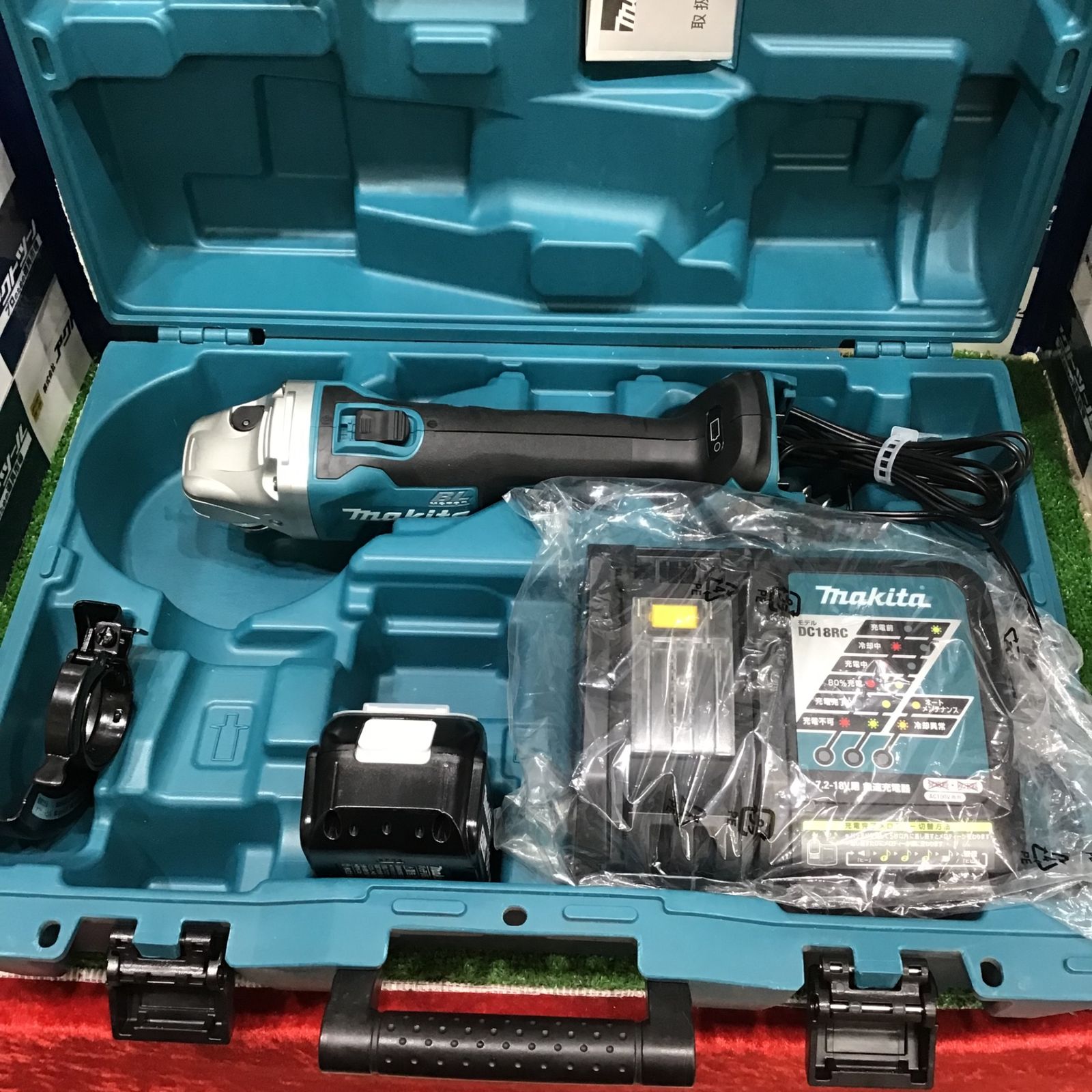 ☆マキタ(makita) 100mmコードレスディスクグラインダ GA404DRT ☆マキタ(makita) 100mmコードレスディスクグラインダ GA404DRT