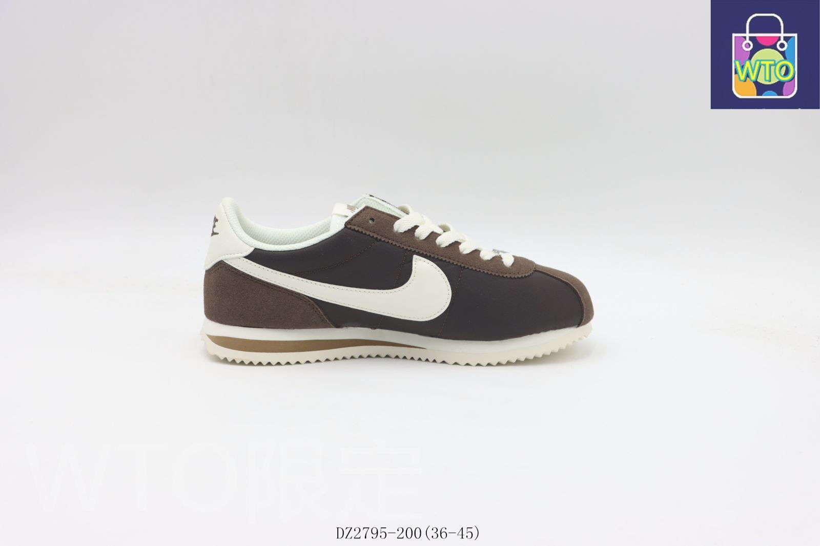 今日 Nike ナイキ ランニングシューズ DZ 2795-200 バロックブラウンホワイト-WTO輸入3