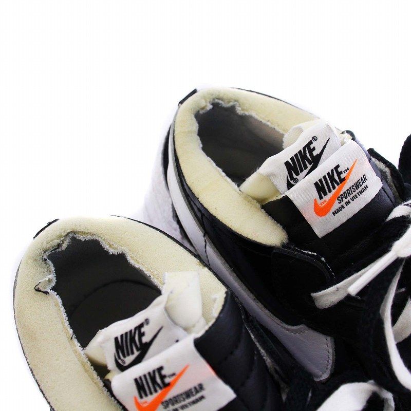 ナイキ NIKE sacai Blazer Low Black Patent Leather ブレーザー ロー