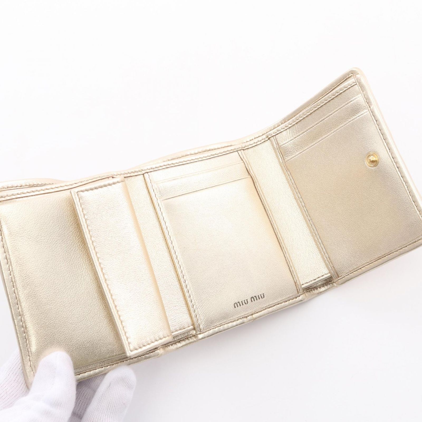 ミュウ ミュウ Miu Miu 三つ折り財布 MATELASSE MIU 5MH033AFPPF0846  