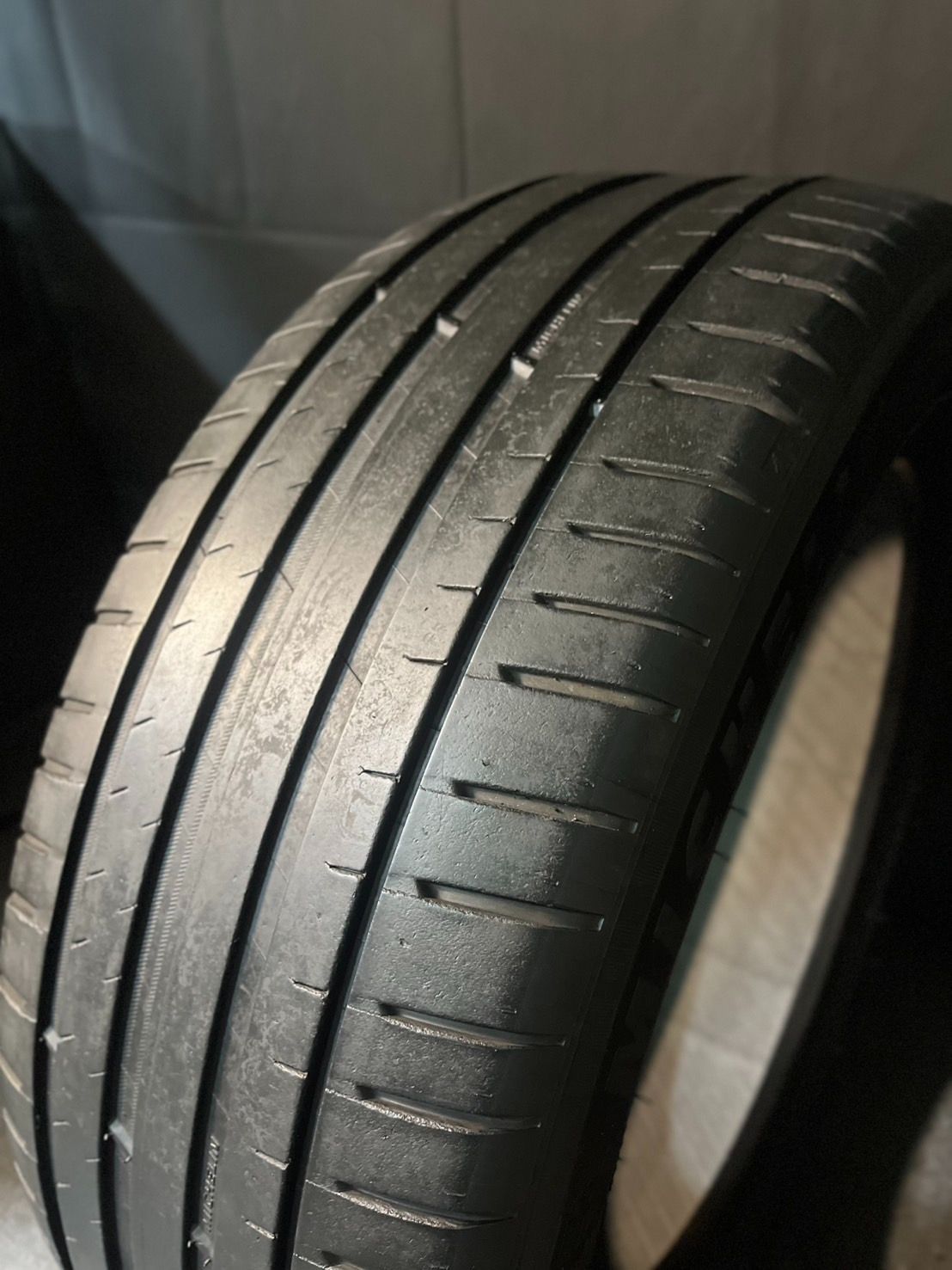 2025年製 約6分山 ミシュラン MICHELIN パイロットスポーツ PILOT SPORT 4 SUV 235|55R19 1本 送料無料 h_595